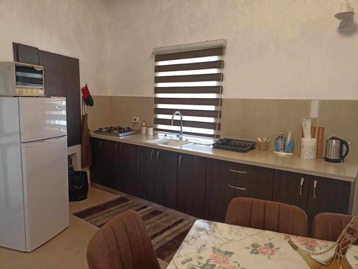 Allenby Guest House Хайфа Экстерьер фото